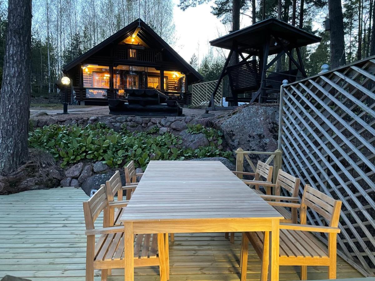 Villa Vaenvik Pyhtaeae Siltakylä Exterior foto
